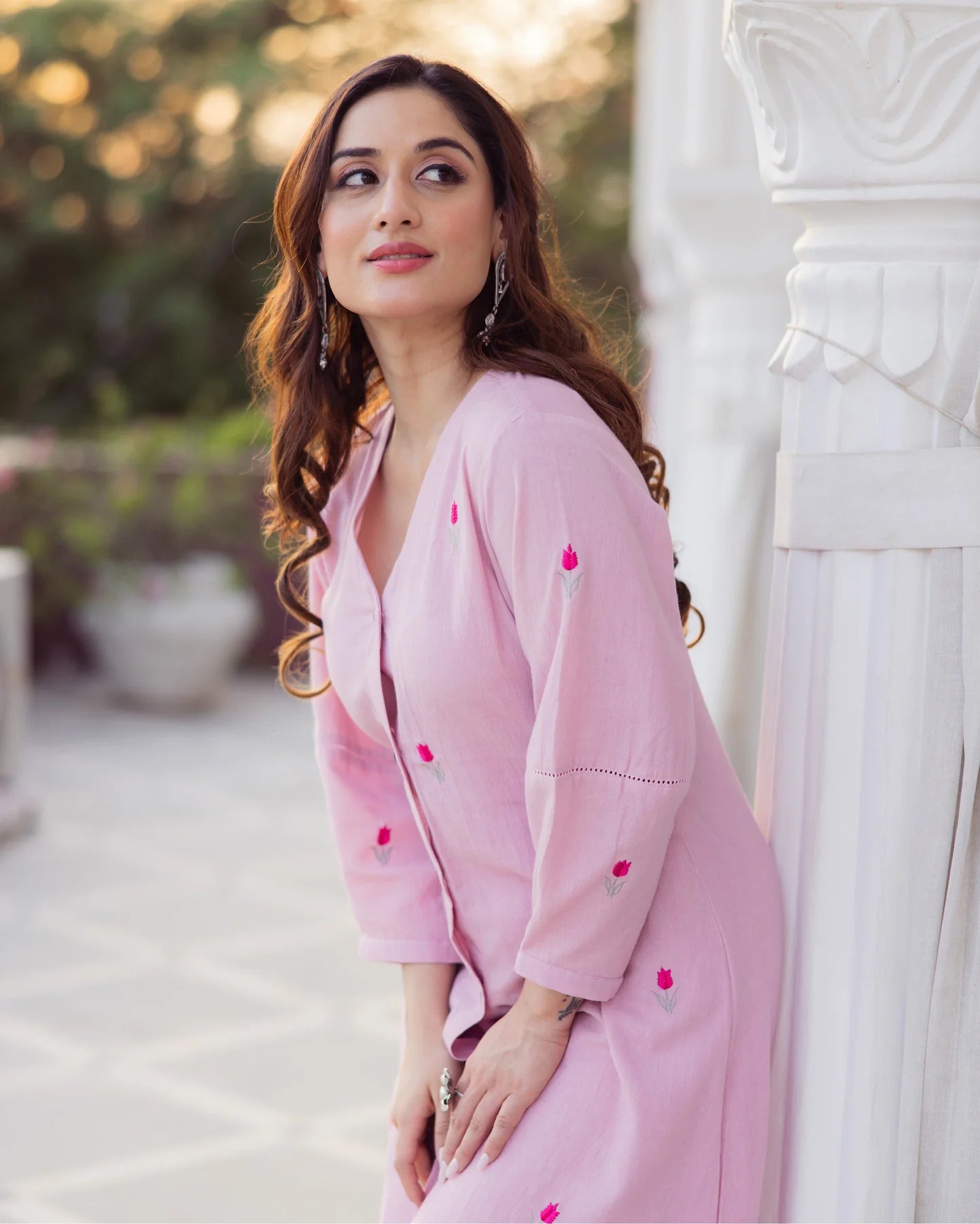 Noor Light Pink Embroidered Kurta Set
