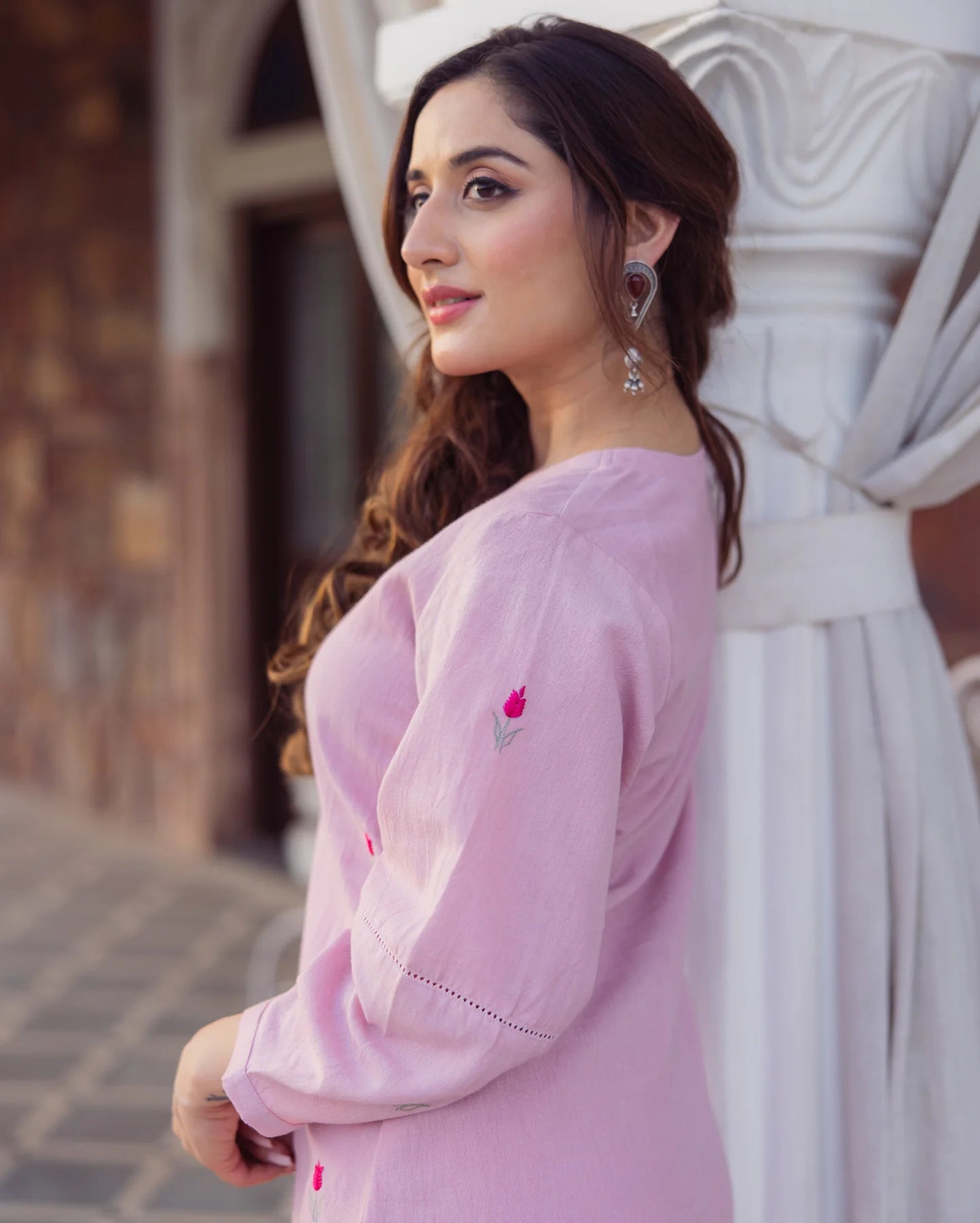 Noor Light Pink Embroidered Kurta Set