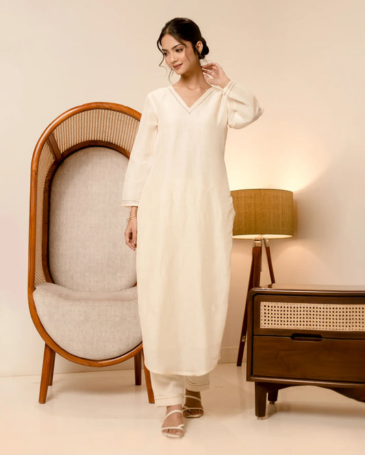 Elegant Cotton Flex Kurta Set with V-Neckline & Minimal Stitch Detailing