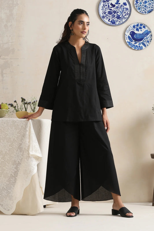 Kaaira Black Cotton Co-ord Set with Subtle Thread Detailing